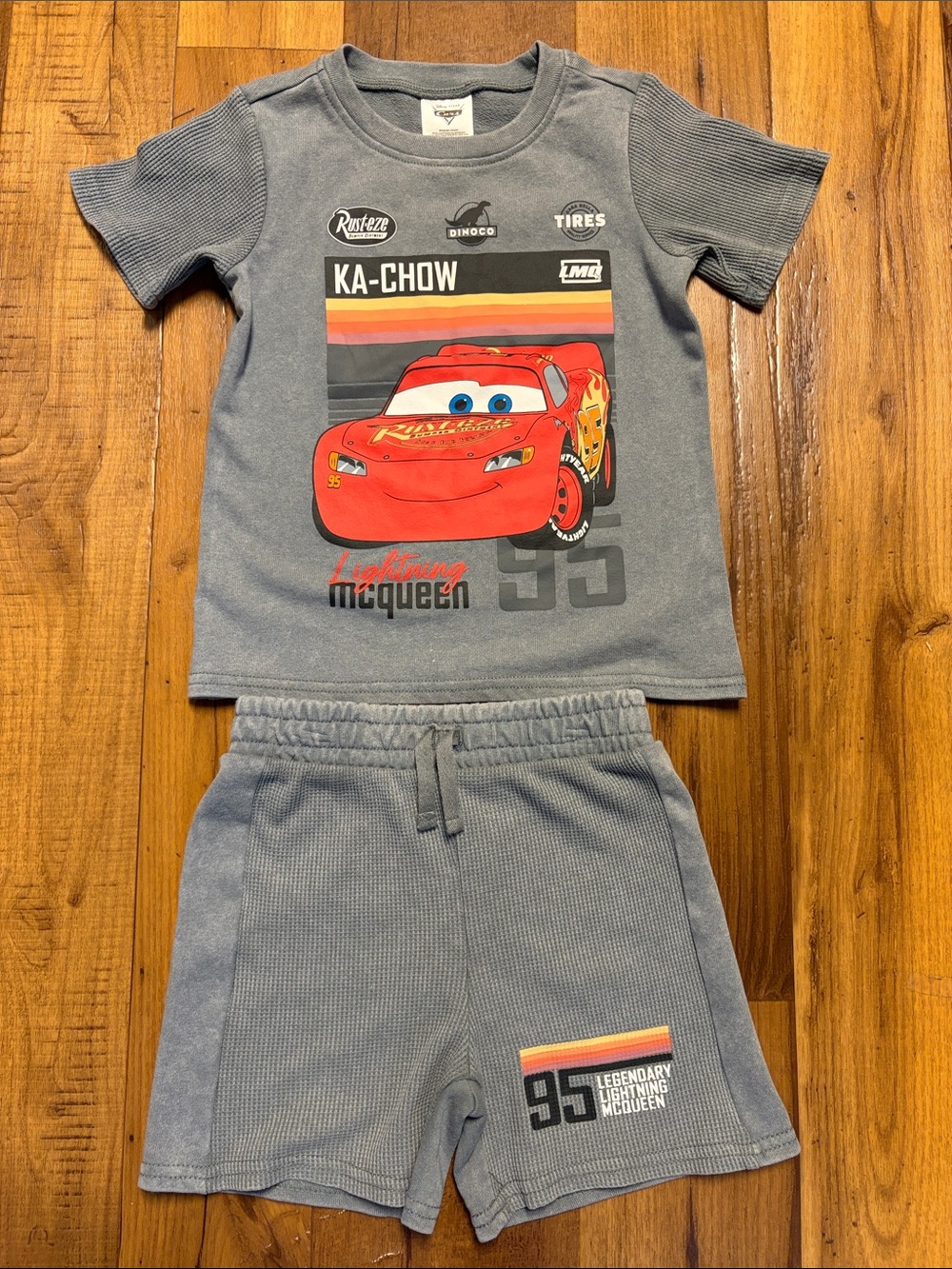 Disney Lightning McQueen Gray and Red Kids Shorts Set Size 4 EUC